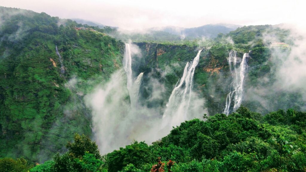 Jog Falls waterfall in Karnataka – Coastal Karnataka tour package